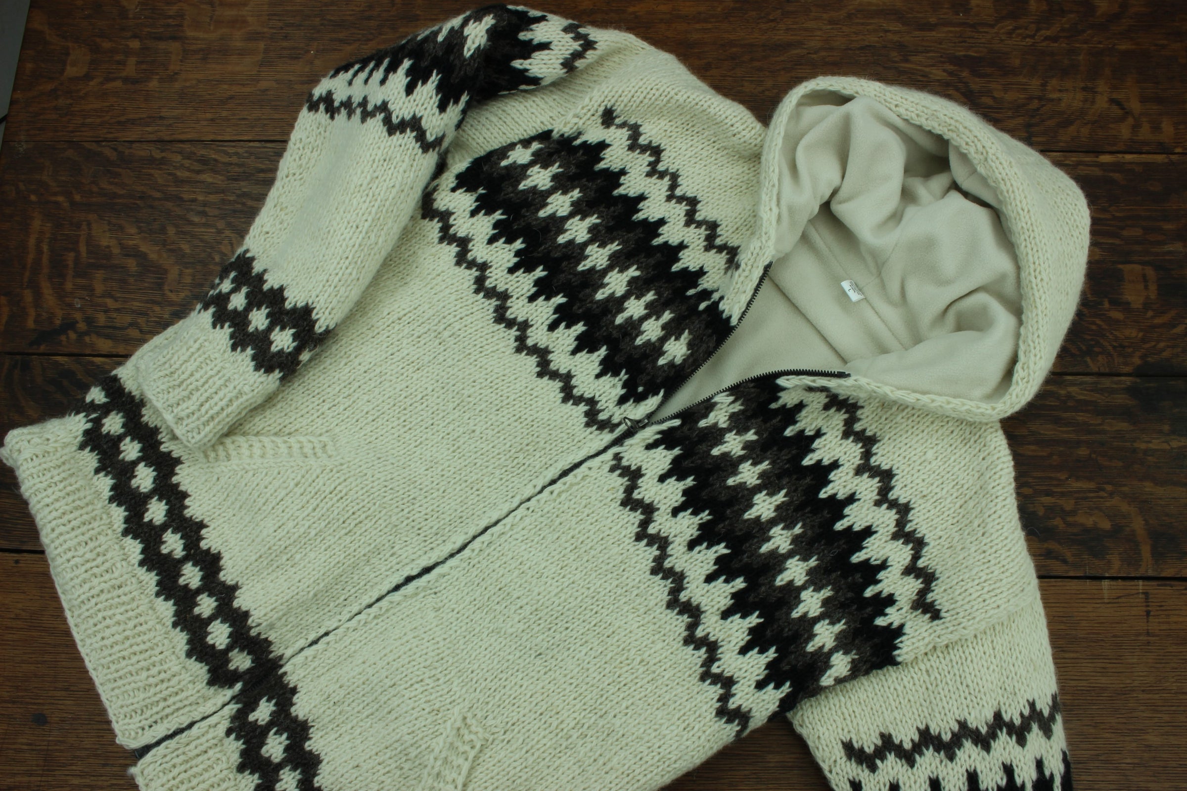 Fairisle White