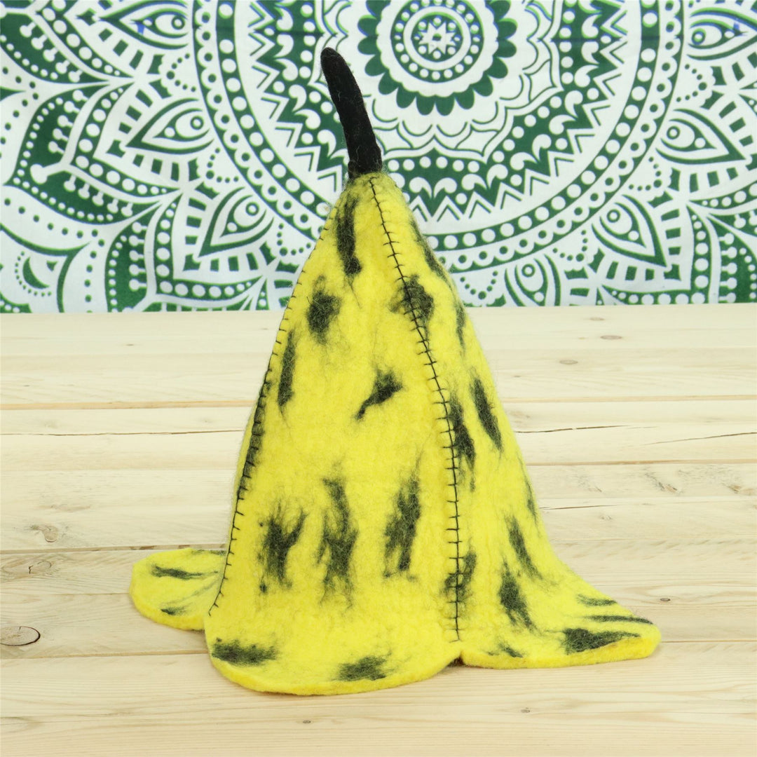 LoudElephant Handcrafted Wool Felt Hat from Nepal - Banana